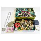 Vintage & Costume Jewelry