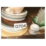 Estate Lot: Grouping of China & Glass