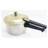Vintage Mirro Aluminum 4 Quart Pressure Cooker