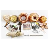 Vintage Baking Pans & Tools