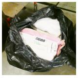 Estate Box Lot: Towel & Linens