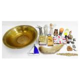 Grouping of Small Collectibles