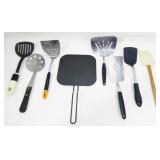 Grouping of Kitchen Utensils & Small Pizza Peel