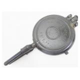 Antique Griswold Cast Iron Waffle Iron