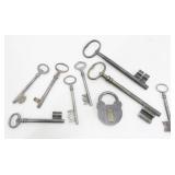Vintage Skeleton Keys & Lock