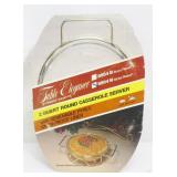 2-Qt Round Pyrex Casserole Dish in Nickel Server