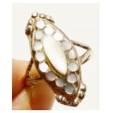 MOP & Sterling Silver Ring Sz 7.5 4.8g