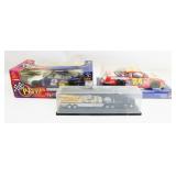 Die Cast Vehicles: Nascar & Mac Tools