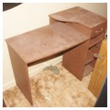Desk 41'x33'x20'