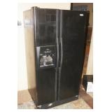 Whirlpool Refrigerator with Freezer & Ice Maker
