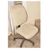 Upholstered Rolling Office Chair