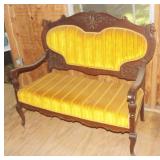 4' Victorian-Style Settee Loveseat