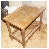 Wood Side Table 26'x23'x16'