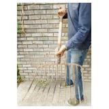 Large Bulldog Pitchfork