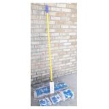 Commercial Dust Mop w/ Replacement Mop Heads