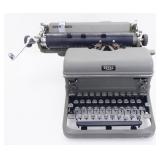 Vintage Royal Manual Typewriter