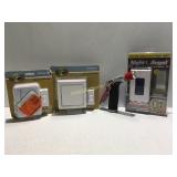 2 Doorbells, hose sprayer & lighted