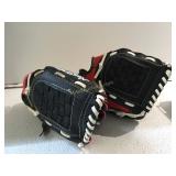 2 Rawlings Baseball Gloves 10.5 in - Youth