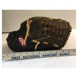 Rawlings Baseball Glove