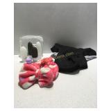 Wet hair bow, travel bottles and