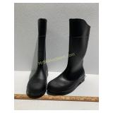 Rain / Muck Boots - Size 9