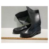 Servus Muck Boots - Size 11