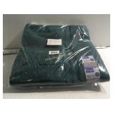 2 Oversized bath sheets kelly green