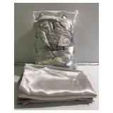 King sz silver sheets & 2 pillow cases