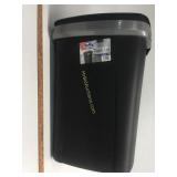Hefty Select Touch Lid Trash Can