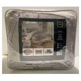 8 Piece Holland Twin Comforter Set