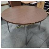 Round Table