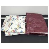 2 - Tablecloths / Table Covers