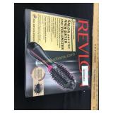 Revlon Pro Collection Salon One-Step Hair Dryer