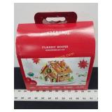 Holiday Deluxe Gingerbread House Kit - 38.8oz -