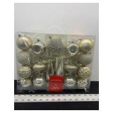 40ct Christmas Ornament Set Champagne -
