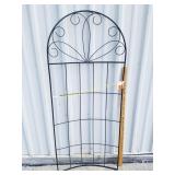 Vigoro 80in. Scroll Trellis