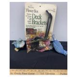 Flower box deck brackets and 2 Decorative Birds