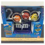 M&M