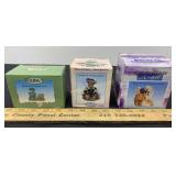 3 Figurines