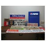 Advertising pieces/signs nail aprons Pepsi +