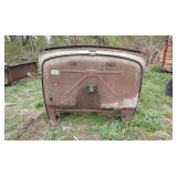 Model T cowling with tank