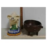 Pig statuette and pig bowl