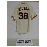 Giants jersey signed Brian Wilson