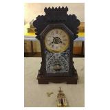 Mantel clock