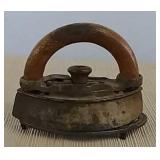 Salesman sample toy iron w/ trivet