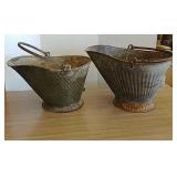 2 ash pails