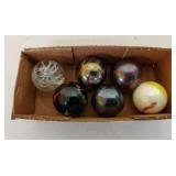 6 large marbles
