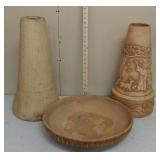 2 bird bath bottoms & 1 bird bath top