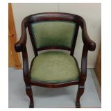 Dining room captain chair