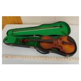 Antonius Stradivarius violin with bow